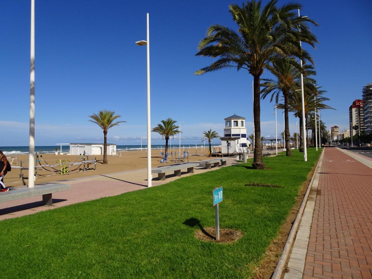 Universidad Del Mar - Alquiler Solo Familias Gandia Exterior photo